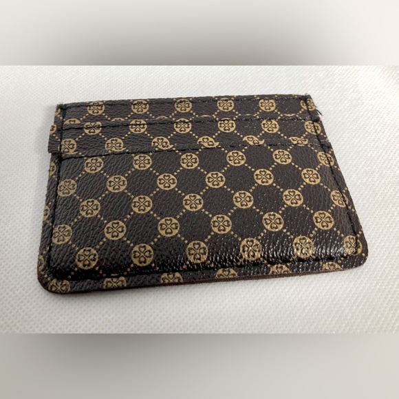 Multi-Layer Card Holder - Picture 6 of 6